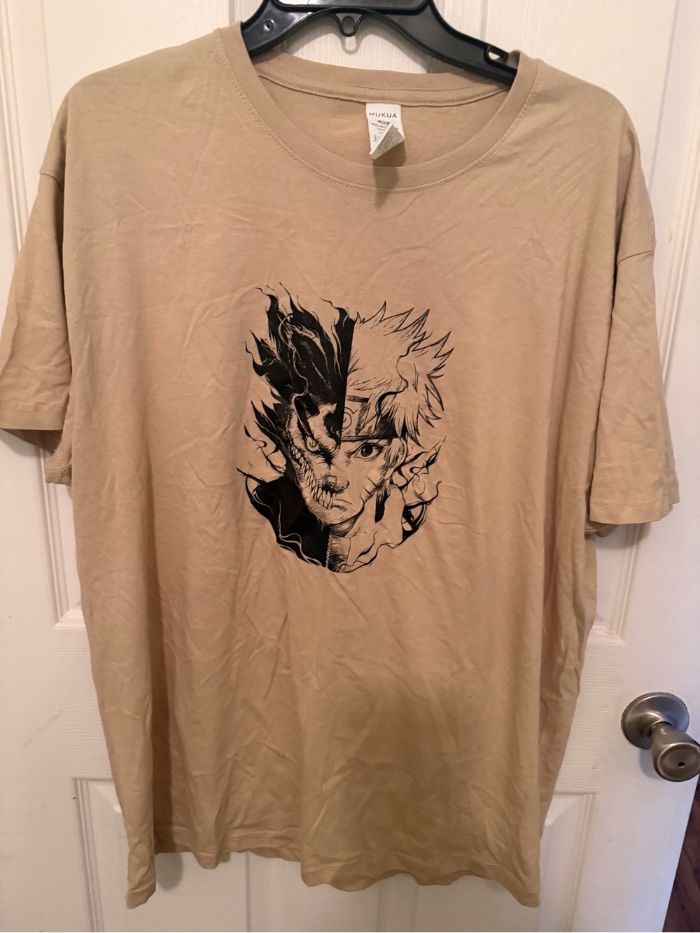 Beige Short-Sleeve Anime Split-Face Graphic Tee by MUKUA